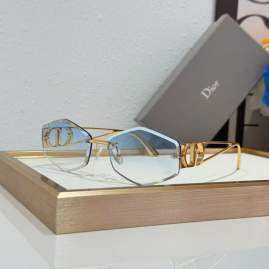 Picture of Dior Sunglasses _SKUfw77795979fw